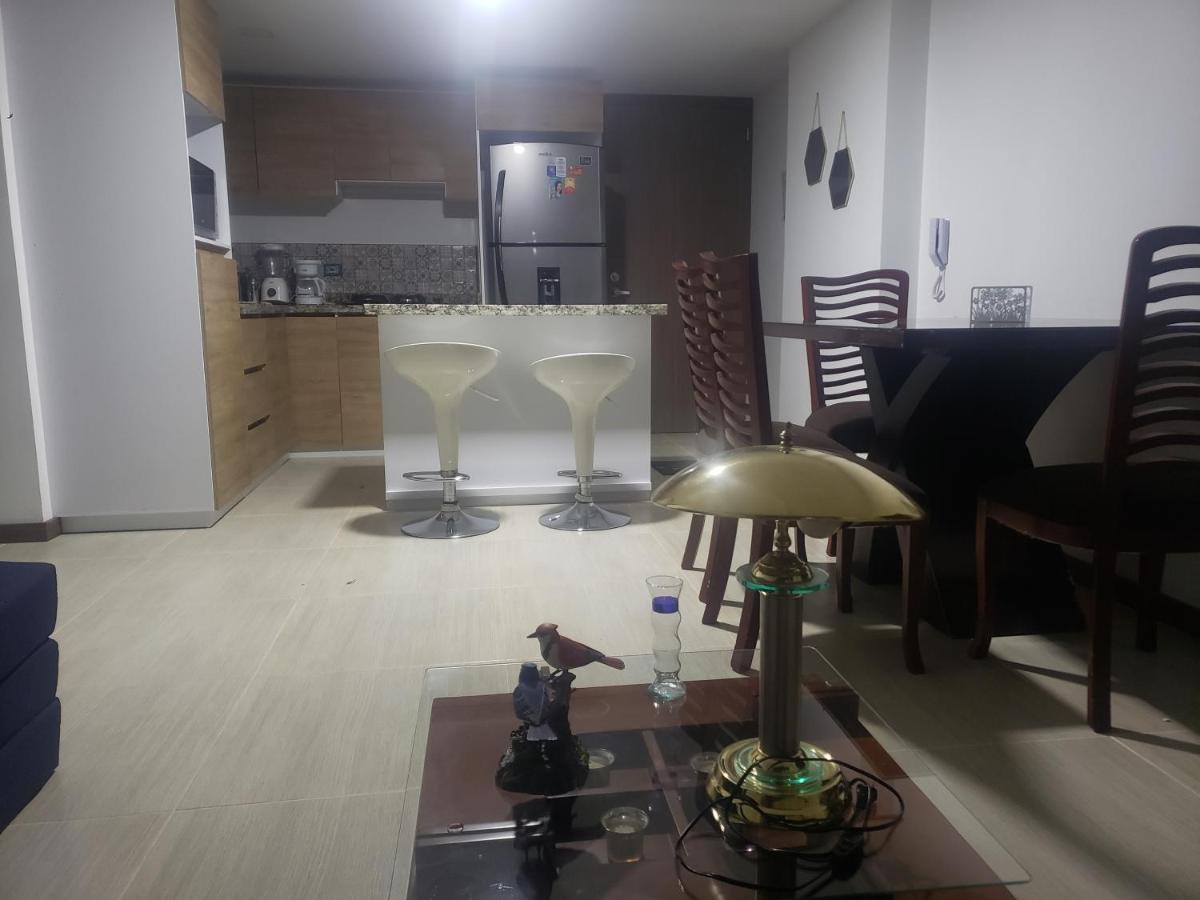 Amoblado Con Excelente Ubicacion En